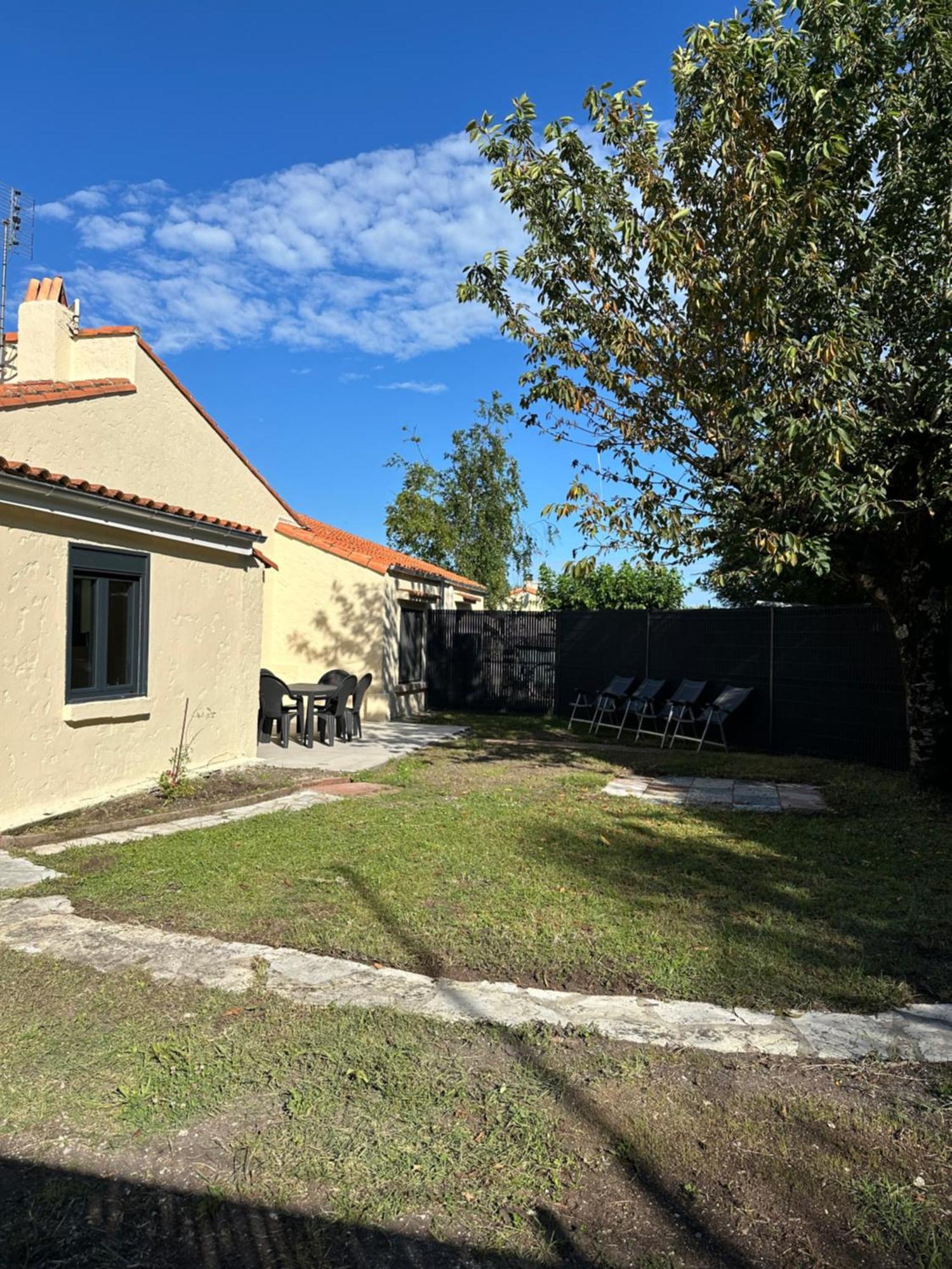 Maison Du Phare Hébergement de vacances Sémussac